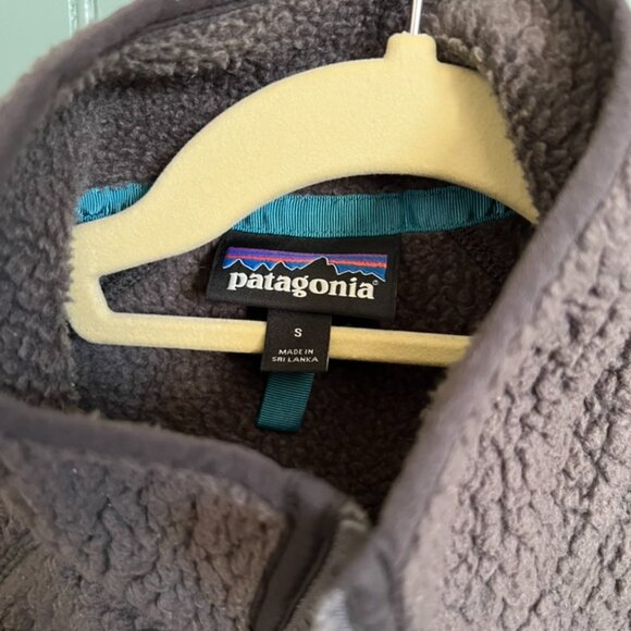 Women's Patagonia Grey Retro Pile Fleece Zip Up Jacket Size S - Picture 2 of 8